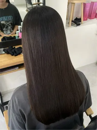 ロング ULu. 岡山駅店 髪質改善トリートメント＆ハイトーンカラー所属・SUZU/岡山/矯正 ハイトーン/レイヤーのヘアスタイル