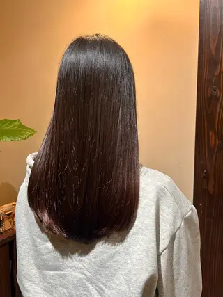 ロング Luster Friends所属・まゆ | 艶カラー | ストレートのヘアスタイル