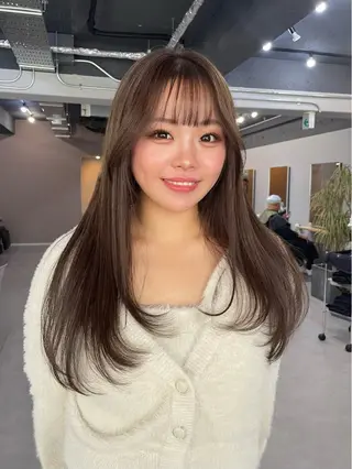 ロング カラー ミルクティーベージュ ❤︎レイヤー　MIAのヘアスタイル