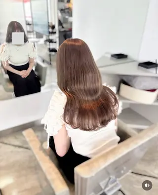 セミロング blanco. Yuiのヘアスタイル