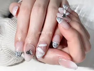 ネイル atelier la vita所属・lavita. mimuraのネイルデザイン