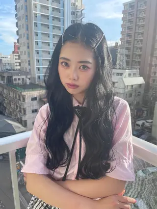 ロング Yuuka/ w colorのヘアスタイル