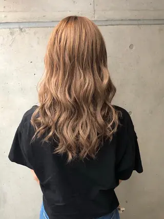 セミロング カラー 是枝 さくらのヘアスタイル