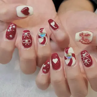 ネイル 新井 ひなののネイルデザイン