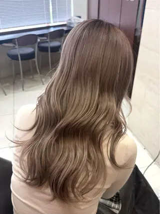 ロング カラー カラー縮毛モデル💙 MoE💙🐈‍⬛のヘアスタイル