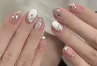 ネイル VIVIAN エイのネイルデザイン