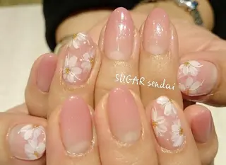 ネイル 鈴木 ゆかりのネイルデザイン