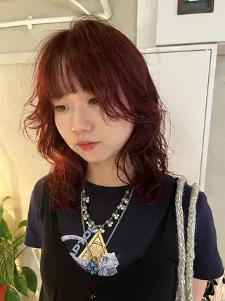 ミディアム カラー 田添 幹宜のヘアスタイル