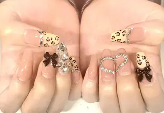 ネイル Hi beauty テイのネイルデザイン