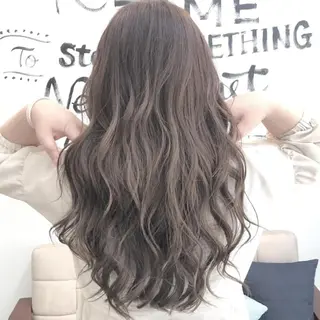 ロング Luana 矢場町のヘアスタイル