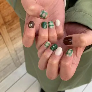 ネイル 鈴木 まゆのネイルデザイン