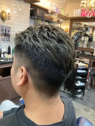 ショート カラー メンズ ルピナス中田店長 山口大地のヘアスタイル