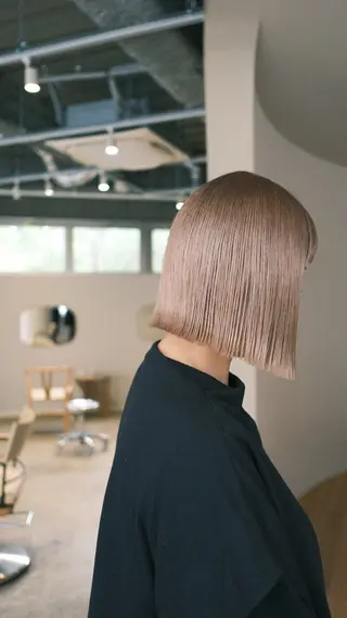 ミディアム イトウ ミサキのヘアスタイル