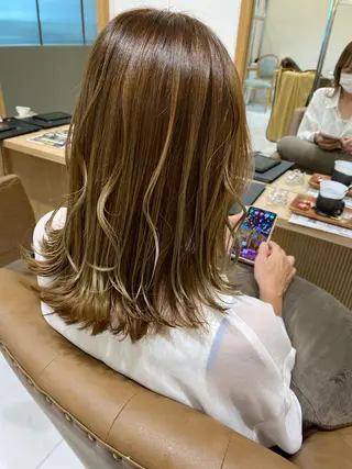 ミディアム 坂井 茅聖のヘアスタイル