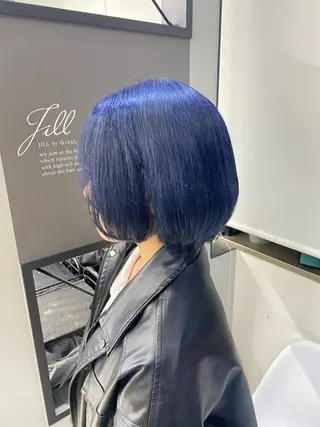 ミディアム カラー noa 寒色系カラーブリーチのヘアスタイル