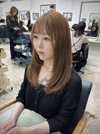 ロング Ann./艶髪 /レイヤーカットのヘアスタイル