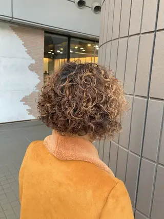ミディアム パーマ SHAFT Ieiriのヘアスタイル