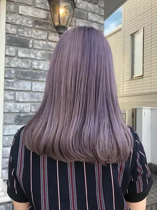 カラー リーフレ所属・榊原 七菜花のヘアスタイル