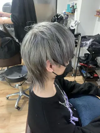 カラー メンズ ハイライト✨髪質改善 TAKAさんです😊のヘアスタイル