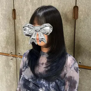 ロング ココナ./ 艶っぽカラーのヘアスタイル