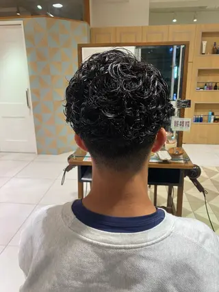 カラー パーマ ヘアアレンジ メンズ メンズパーマの巨匠 鈴木純のヘアスタイル