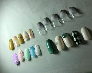 ネイル le'a moe KONAMIのネイルデザイン