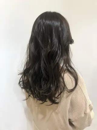 ロング カラー ヤマモト マイのヘアスタイル