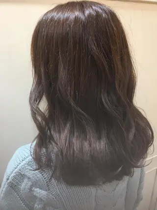 セミロング カラー 吉原 雪乃のヘアスタイル