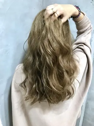 ロング lok[ロク] 高田馬場のヘアスタイル