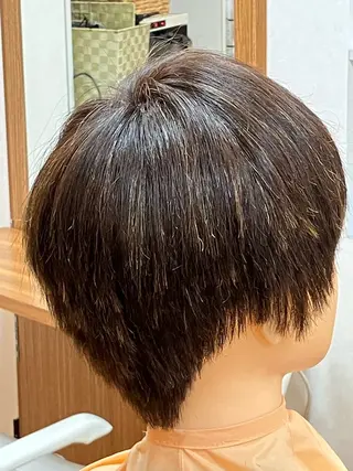 ショート 湯浅 貴子のヘアスタイル