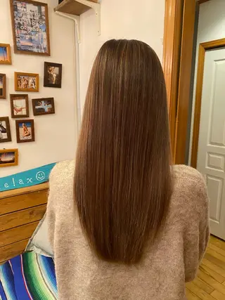 ロング 青山 airaのヘアスタイル