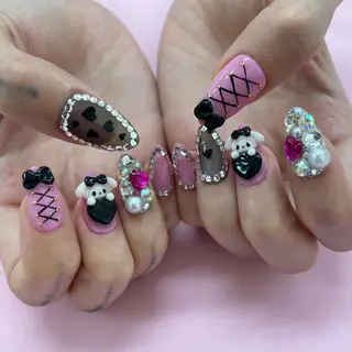 ネイル 五十嵐 美智のネイルデザイン