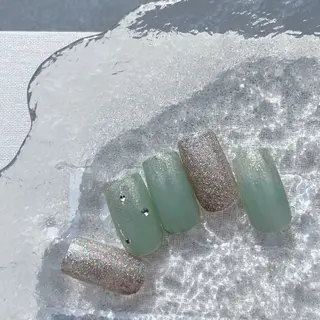 ネイル Privatesalon Colorer所属・Colorer AYAKOのネイルデザイン