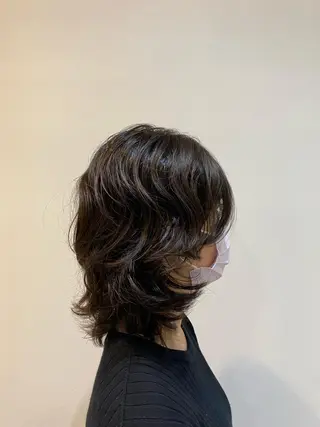 ミディアム パーマ 大人かわいい×艶髪 🤍塩川のヘアスタイル