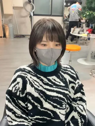 ミディアム カラー KISS SWAN所属・B E C H I C O〔べち子〕のヘアスタイル