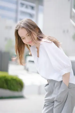 セミロング カラー newibelsia 名駅のヘアスタイル