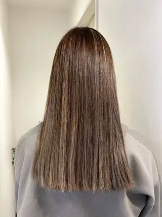 ロング 湯浅 美葉のヘアスタイル