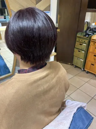 ショート カラー 宮川 桃英のヘアスタイル