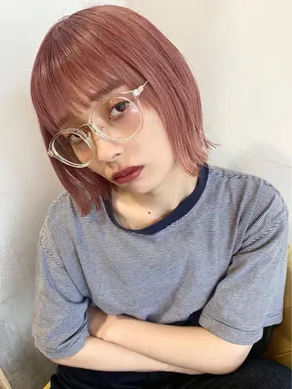 ショート ハイトーンカラー🍑 心斎橋のヘアスタイル