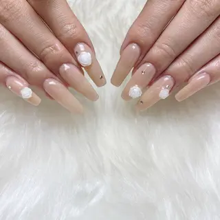 ネイル fein. miku🎀🍼のネイルデザイン