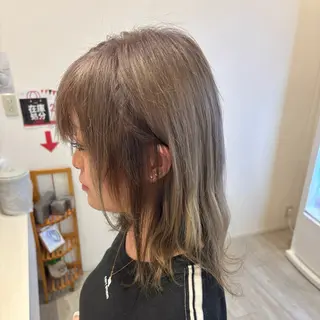 セミロング カラー 黒川 真伍のヘアスタイル