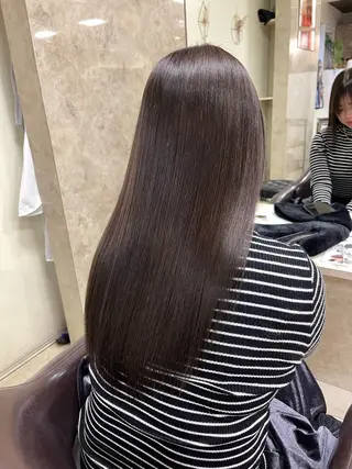 セミロング CARE SHINSAIBASHI所属・縮毛・酸性ストレート 専門 今井のヘアスタイル