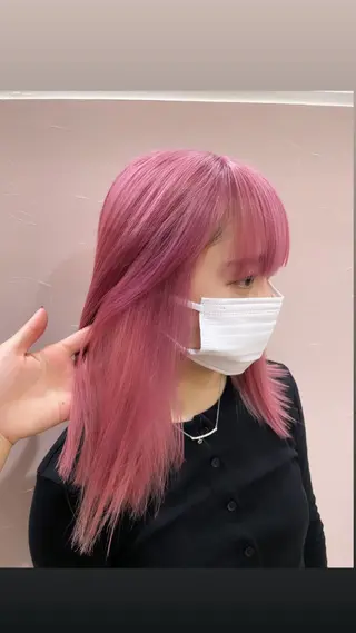 ミディアム カラー 遠藤 美夢のヘアスタイル