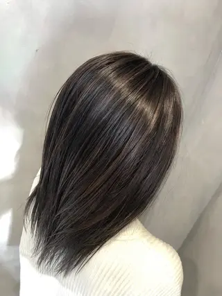 ミディアム カラー ハイダメージ毛 縮毛矯正のヘアスタイル