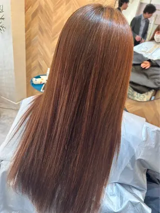 ロング カラー hanna所属・齊藤 しずかのヘアスタイル