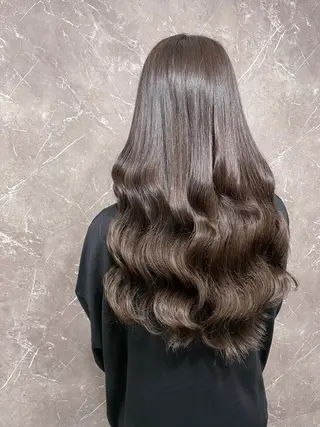 ロング カラー KOSEI シールエクステのヘアスタイル