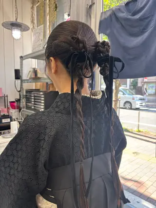 ロング ヘアアレンジ Ann./艶髪 /レイヤーカットのヘアスタイル
