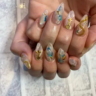 ネイル MADIA所属・momo .のネイルデザイン