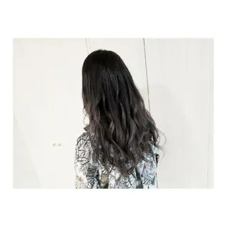 ロング カラー Luana 矢場町のヘアスタイル