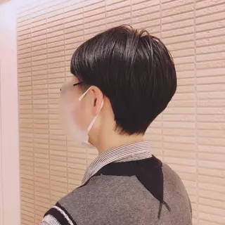 ショート 小野寺 モエカのヘアスタイル
